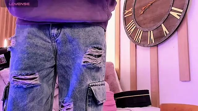 ArianaSantana online show from 01-13-26, 01:04