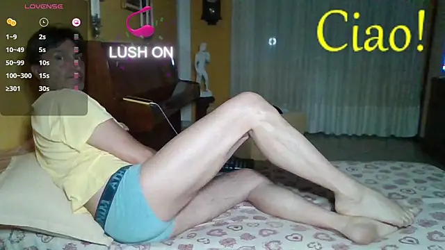 Snapshot of lattediyak chatting on 09-16-25, 01:17 lattediyak online show from 09-16-25, 01:17