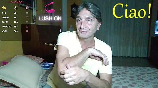 Snapshot of lattediyak chatting on 09-10-25, 12:31 lattediyak online show from 09-10-25, 12:31