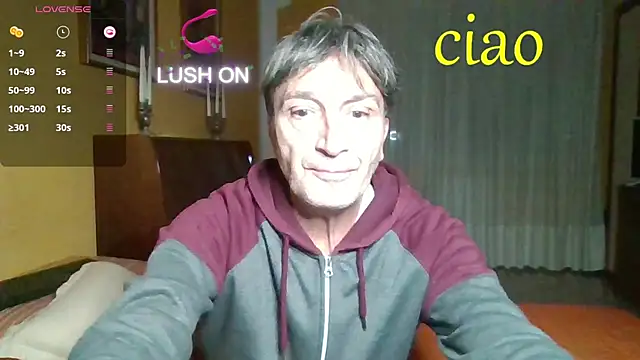 Snapshot of lattediyak chatting on 09-30-25, 11:44 lattediyak online show from 09-30-25, 11:44