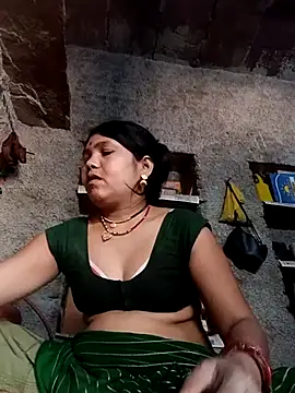 Snapshot of Rashili_jaan chatting on 05-13-26, 02:29 Rashili jaan online show from 05-13-26, 02:29