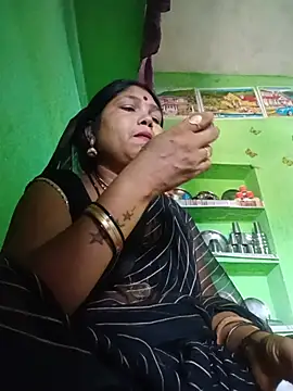 Snapshot of Rashili_jaan chatting on 05-23-26, 03:49 Rashili jaan online show from 05-23-26, 03:49
