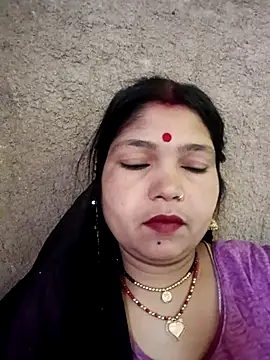 Snapshot of Rashili_jaan chatting on 05-19-26, 12:48 Rashili jaan online show from 05-19-26, 12:48