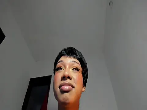 calliedemon  online show from 05-12-26, 04:31