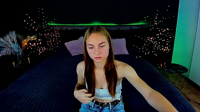 MilaAddams online show from 09-14-25, 05:41