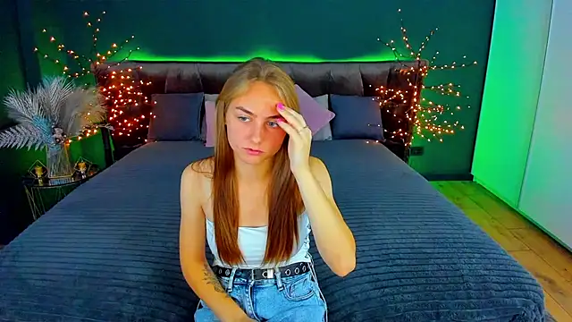 MilaAddams online show from 09-11-25, 05:51