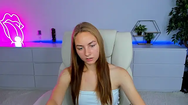 MilaAddams online show from 09-20-25, 05:45