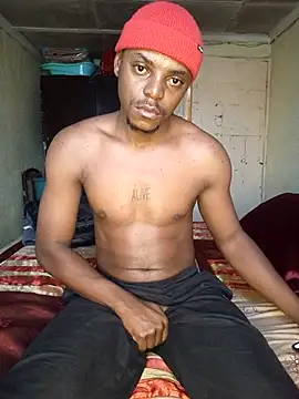 Hluga 25 online show from 02-18-26, 04:32