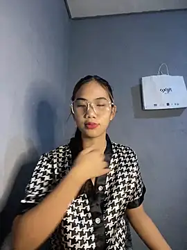 Shy SexyLady online show from 05-23-26, 11:53