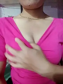 Snapshot of LucyyLy chatting on 10-19-25, 11:51 LucyyLy online show from 10-19-25, 11:51