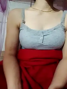 LucyyLy online show from 11-02-25, 05:45