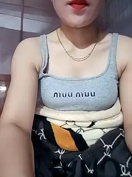 LucyyLy online show from 12-19-25, 11:51