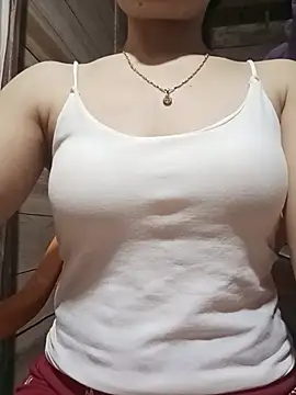 LucyyLy online show from 05-20-26, 12:13