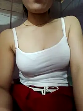 LucyyLy online show from 10-28-25, 12:22