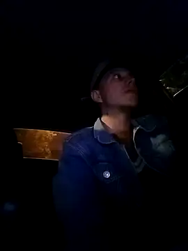 Snapshot of DebutingPathway chatting on 11-12-25, 10:08 DebutingPathway online show from 11-12-25, 10:08