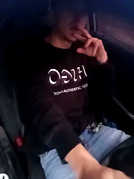 Snapshot of DebutingPathway chatting on 12-18-25, 11:14 DebutingPathway online show from 12-18-25, 11:14