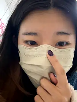 Lulu125216 online show from 10-28-25, 03:44