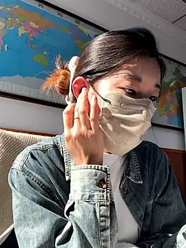 Lulu125216 online show from 10-22-25, 05:07