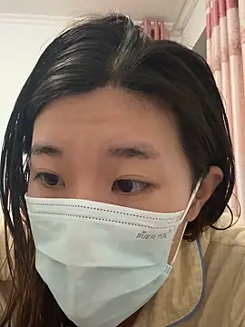 Lulu125216 online show from 09-18-25, 03:26