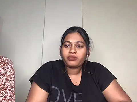 Snapshot of HoleyCoupon chatting on 01-07-26, 01:16 HoleyCoupon online show from 01-07-26, 01:16