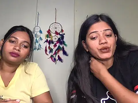 Snapshot of HoleyCoupon chatting on 01-13-26, 06:34 HoleyCoupon online show from 01-13-26, 06:34