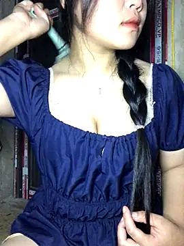 Linhmai bb online show from 10-06-25, 03:24