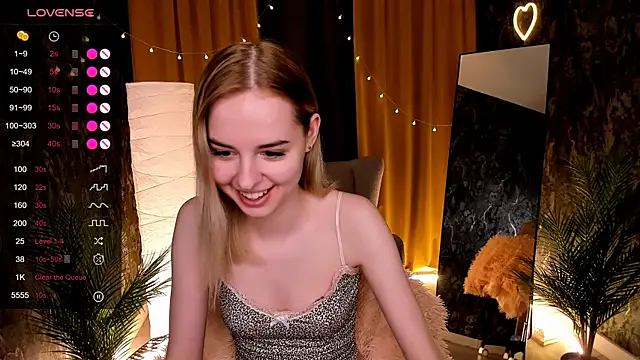 LillianShine online show from 04-19-26, 08:48