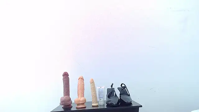 ivorynoir online show from 05-11-26, 04:04