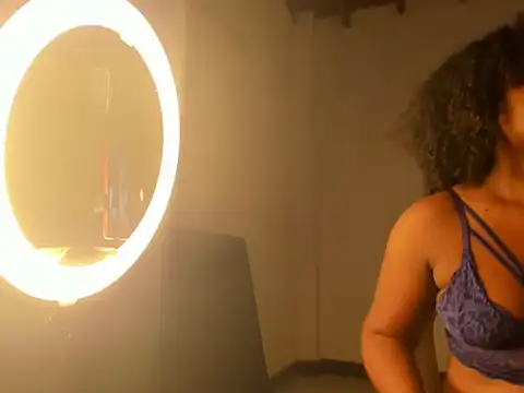 CAROLINNAGOMEZ online show from 11-15-25, 12:25