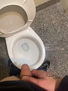 Snapshot of Pedro98801 chatting on 11-11-25, 04:18 Pedro98801 online show from 11-11-25, 04:18