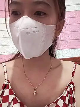 Snapshot of Zinzin9x chatting on 10-13-25, 03:24 Zinzin9x online show from 10-13-25, 03:24