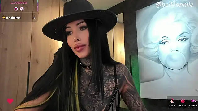 belllbonniie online show from 10-30-25, 06:49