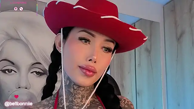 belllbonniie online show from 10-12-25, 08:54