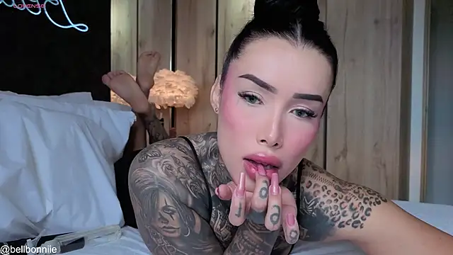 belllbonniie online show from 05-12-26, 06:47