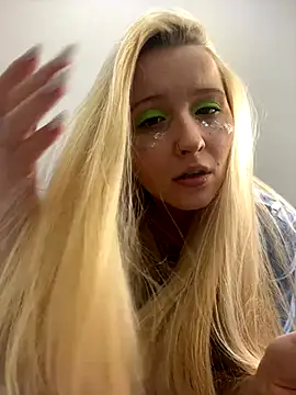 Milana Key online show from 12-13-25, 10:05