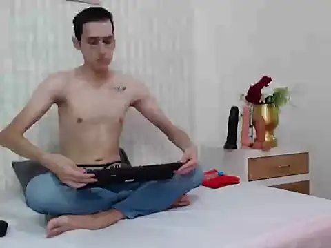 LuigiMarchetti online show from 09-22-25, 07:42