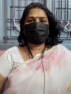 Snapshot of Tamil_Azhaghi25 chatting on 06-21-26, 12:55 Tamil Azhaghi25 online show from 06-21-26, 12:55