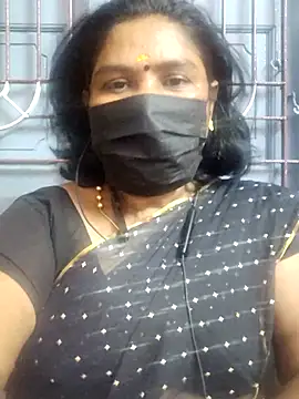 Snapshot of Tamil_Azhaghi25 chatting on 06-11-26, 05:32 Tamil Azhaghi25 online show from 06-11-26, 05:32
