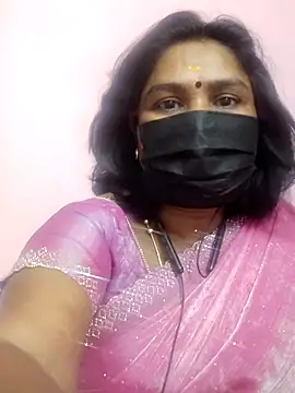 Snapshot of Tamil_Azhaghi25 chatting on 06-06-26, 05:29 Tamil Azhaghi25 online show from 06-06-26, 05:29