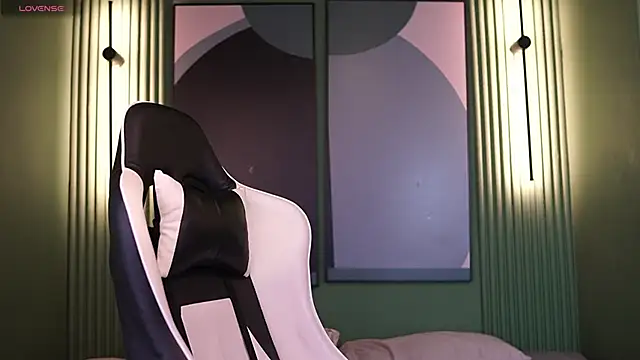 Tayler Kim online show from 10-09-25, 06:30