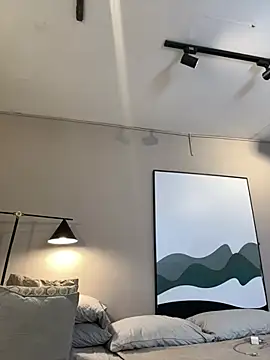 Tayler Kim online show from 02-15-26, 06:18