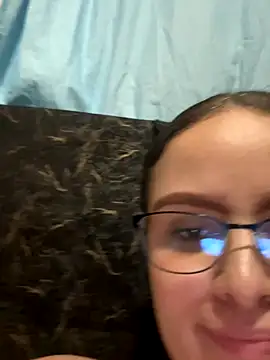 Tayler Kim online show from 11-23-25, 09:36