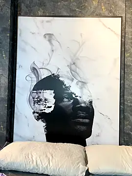 Tayler Kim online show from 10-21-25, 07:13