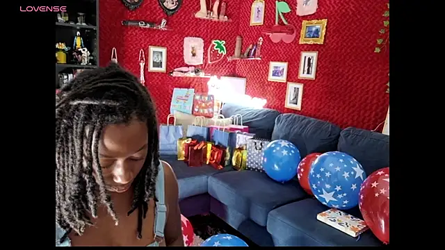 Snapshot of MarleyAquafina chatting on 09-23-25, 02:40 MarleyAquafina online show from 09-23-25, 02:40