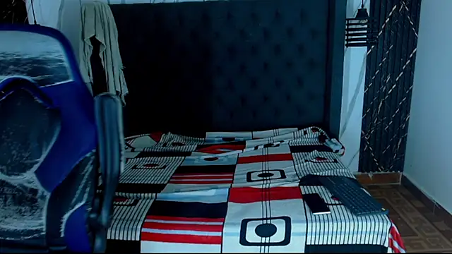 aston xvera online show from 10-26-25, 03:51