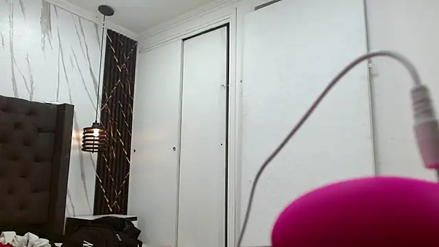 aston xvera online show from 01-13-26, 03:54