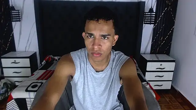 Snapshot of aston_xvera chatting on 09-13-25, 03:06 aston xvera online show from 09-13-25, 03:06