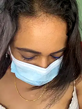 Snapshot of tamil_Nila_ chatting on 09-27-25, 07:47 tamil Nila  online show from 09-27-25, 07:47