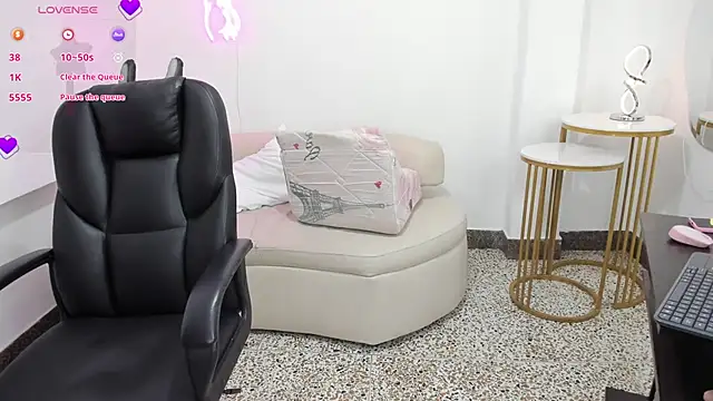 Miss Francheska online show from 10-03-25, 11:34