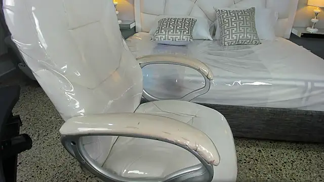 Snapshot of Miss_Francheska chatting on 02-02-26, 11:53 Miss Francheska online show from 02-02-26, 11:53